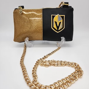 Bolso bandolera con purpurina dorada y logotipo bordado VGK hecho a mano con cadena dorada de 47"