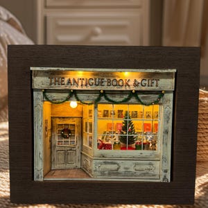THE ANTIGUE BOOK/ Dollhouse, Miniature House Diorama Booknook