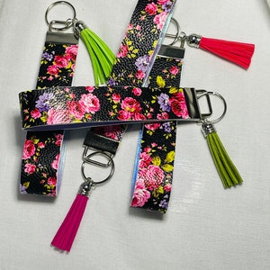 Rose Floral Wristlet Key Fob: Handmade Faux Leather Keychain with Tassel