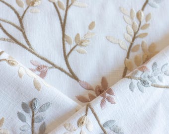 Diseño floral blanco Carole Fabrics Tejido bordado cortado a medida
