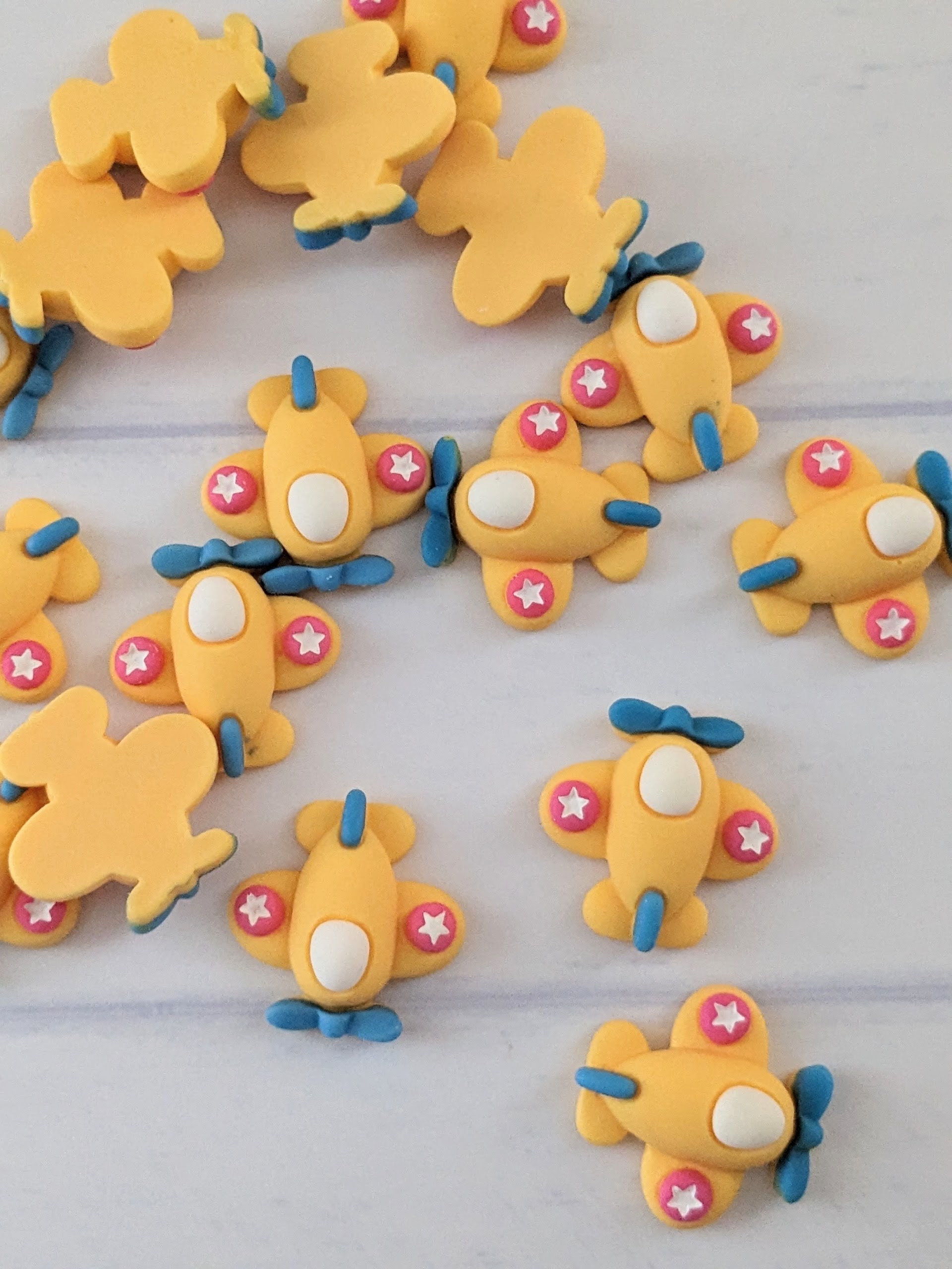 Yellow Toy Airplane Flatback Embellishment Scrapbook Toy Plane Baby Boy Decoration Baby Shower Confetti Decoor Resin Toy