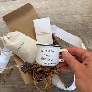 Câlin dans une boîte