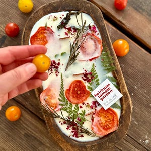 Tomato candle,Dough bowl garden candle with wood wicks and soy wax scented candle,personalized housewarming gift,farmhouse candle,home decor