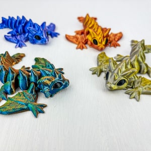 tiny wyvern mini wyvern articulated tiny crystal wyvern ASMR fidget desk decoration desk toy buck decoration image 2