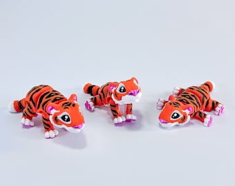 Baby Tiger Flexi - articulated fidget tiger - desk toy - Fidget Tiger