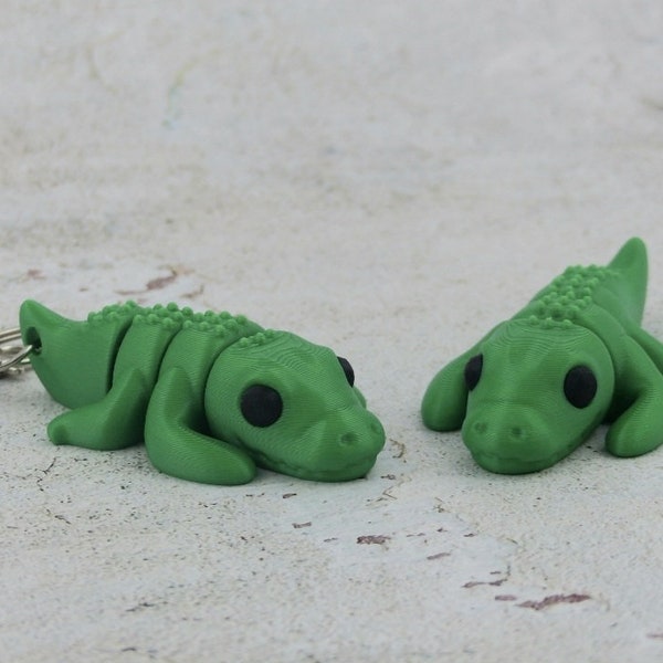 Baby Crocodile Fidget Toy - Crocodiles Desk Toy 3D Printed - Articulated Limbs Keychain Pendant