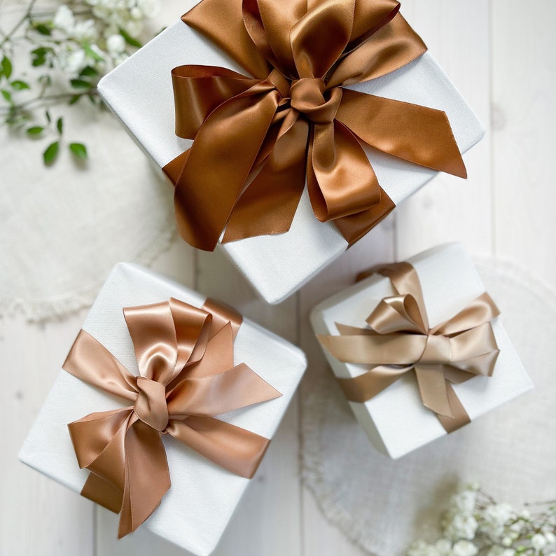 Stackable Fabric Gift Boxes With Lid Empty Gift Box With Gold Ribbons