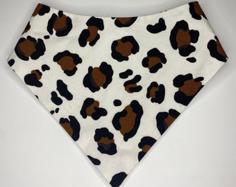 Cheetah print bandana | dog bandana | pet accessories | animal print | stylish