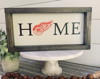 Detroit Red Wings Wood Home Sign, Hockey Fan Decor