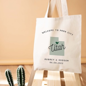 Utah Wedding Tote - Custom Wedding Tote Bag - Utah Wedding Favor - Park City Utah Tote Bag - Dallas Wedding - Salt Lake City Wedding