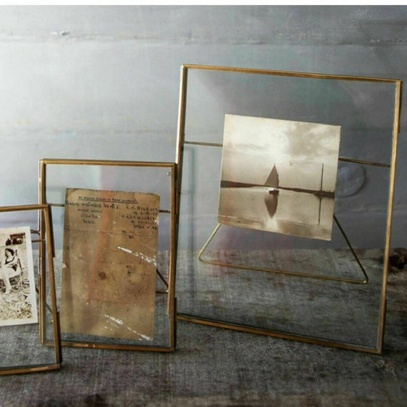 Vintage Style Brass & Glass Hanging Free Stand Picture Photo Frame Decor 8x10