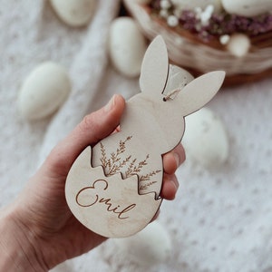 Personalisierter Osterhase mit Namen, Korbdekoration aus Holz, individuelle Geschenkidee, Osteranhänger, Osterhase Personalisiert, Ostergeschenk Bild 9