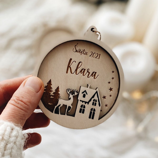 Personalized Christmas Bauble with Winter House, Xmas Ornaments, Custom Christmas Tree Decoration, Weihnachtskugel mit Namen, Name Ornament