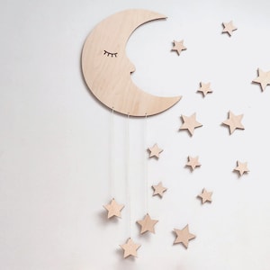 Wooden sleeping moon, Holzmond fürs Kinderzimmer, Cute Nursery Wall Decor, Wooden Moon Hanging Decoration