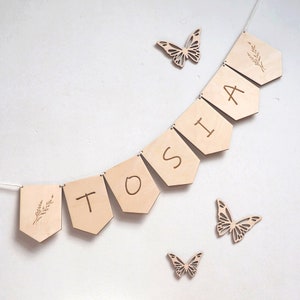 Personalized Wooden Garland – Custom Kids Room Nursery Wooden Decor with Name, Baby Shower Gift, Birthday Party Keepsake, Namensgirlande