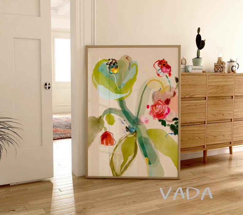K&ouml;nnte beinhalten: Abstrakte Aquarellmalerei eines Blumenarrangements mit rosa, roten und gr&uuml;nen Blumen. Das Gem&auml;lde ist gerahmt und h&auml;ngt an einer Wand.