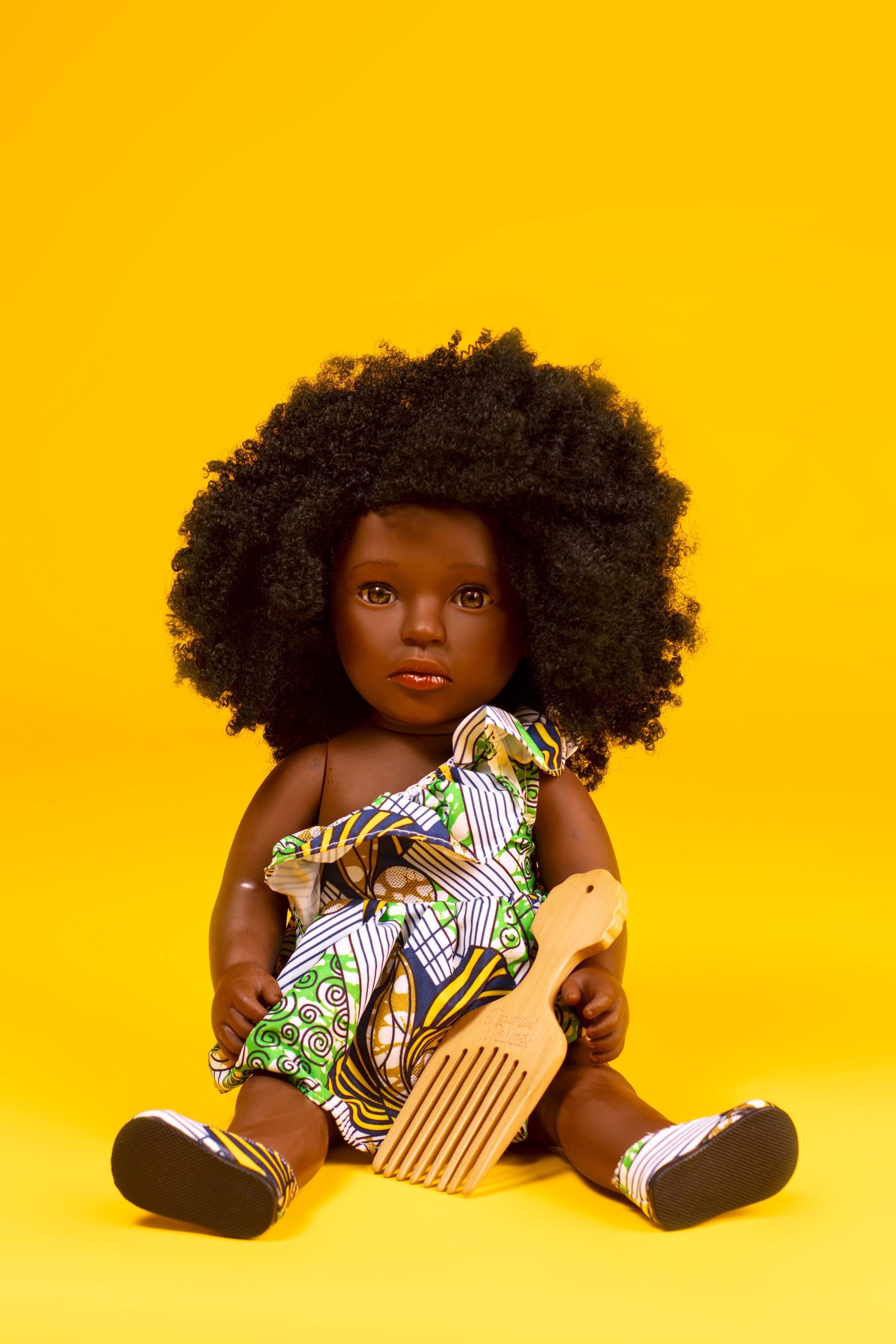 Afrique du Sud - Momppy : la poupée noire face à la blonde Barbie