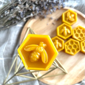 Pure beeswax melts | Organic beeswax | Natural wax melts for warmer | Honeycombs | 1pc - 15 gr