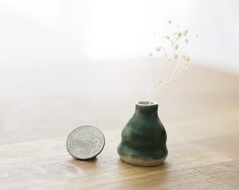 Shannon's Mini Wheel-thrown Pottery ~ Mini Vase SH00076