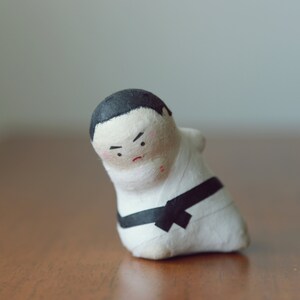 Chigiri Japanese Papier-Mache doll ~   Peeping Judoist