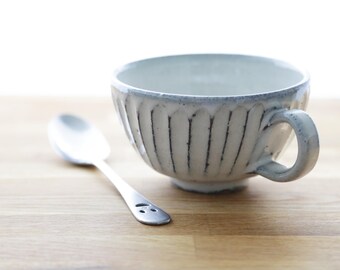 Shirgaraki Ware, White Glazed Carved, Soup Mug A00263 (12.1 fl oz)