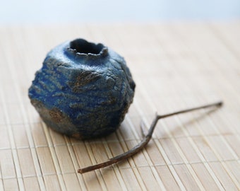 Shannon's Hand-build Pottery ~ Black Mountain SH00237a