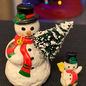 Acrylic Ice Cube Snowman Holiday Christmas Ornament 5.75 Juggling Snowballs  Dept 56
