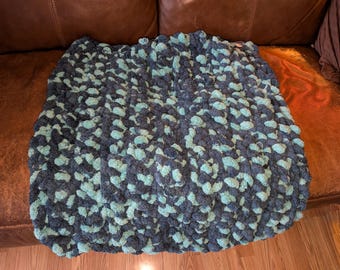Coperta afgana all'uncinetto blu navy e blu