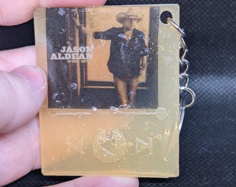 Portachiavi musicale in resina di Jason Aldean