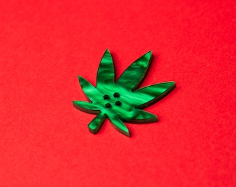Weed Plant Sewing Button, Botanical Charm
