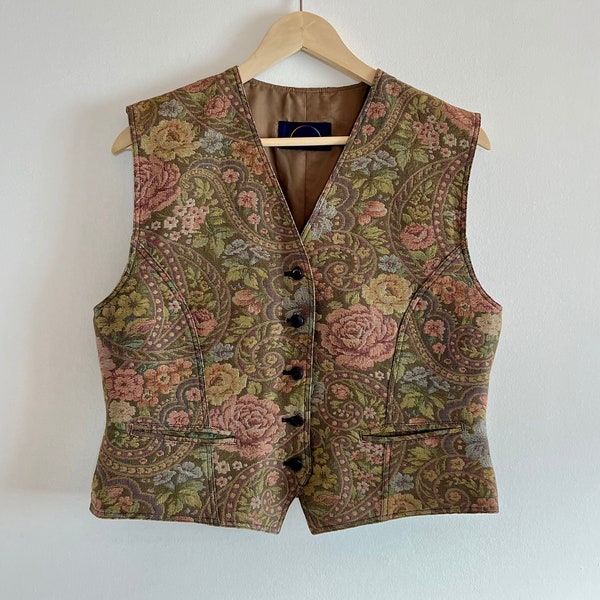 Twill Vest Aster Floral main image 1