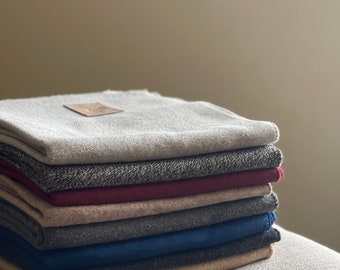 Alpaca Throw 100% Alpaca Wool soft Throw Blanket. Made in Peru.