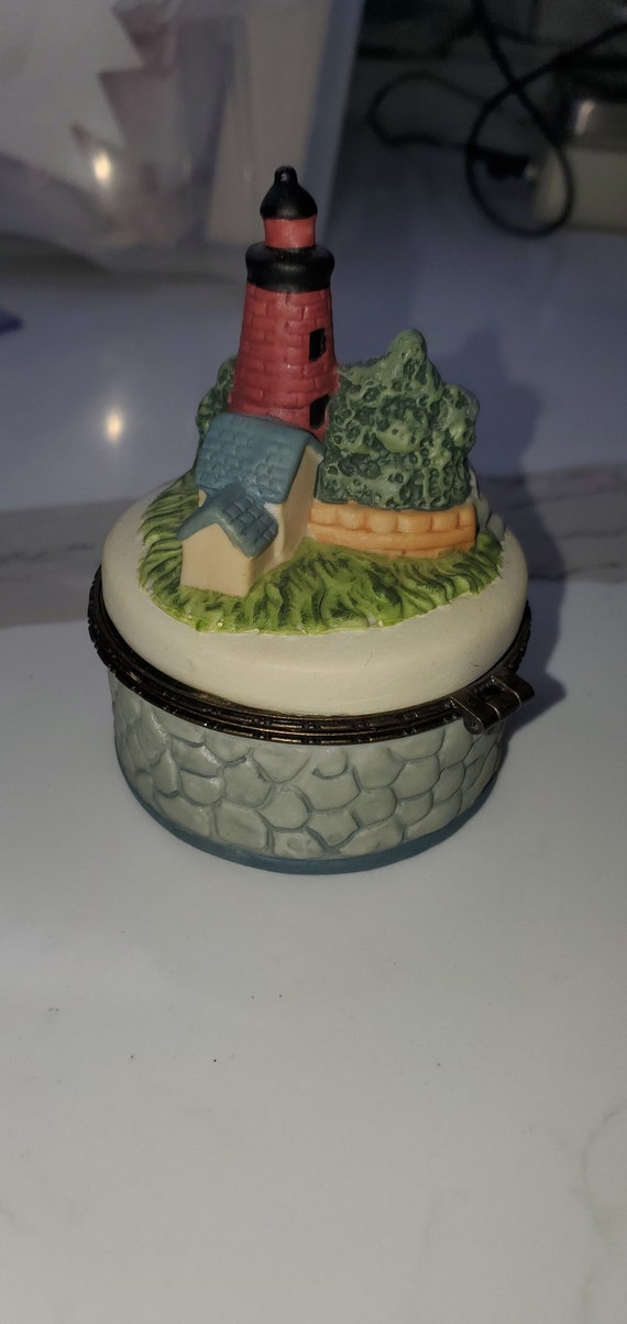 Lighthouse Trinket Box Hinged Lifesaver ceramic 3 inc… Gem