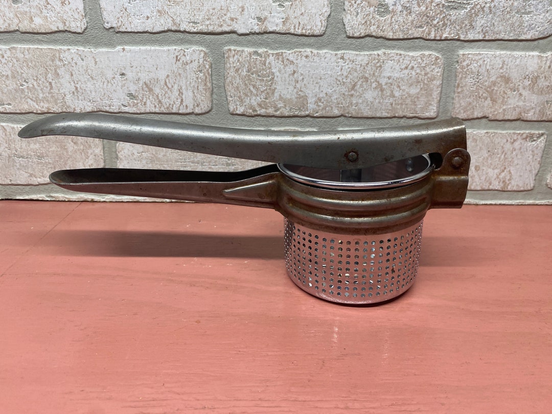 Vintage Potato Ricer Vintage Kitchen Utensil Kitchen Gadget Etsy