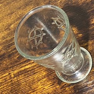 Set of 4 Juice Glasses, Drinking Cups, Beveled Helm or Steering Wheel of Ship