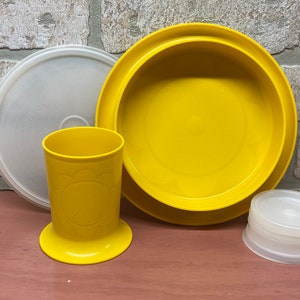 Vintage Tupperware Plate and Cup Set, Yellow Flower, Yellow Dish Set