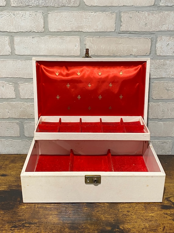 White Jewelry Box, Red with Gold Stars Interior, … - image 4