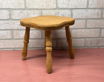 Vintage Wooden Foot Stool, Home Decor, Vintage Furniture, Vintage Decor