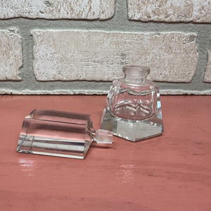 Collectible Glass, Vintage Perfume Bottle, Angular Perfume Bottle, Collectible Vintage Glass