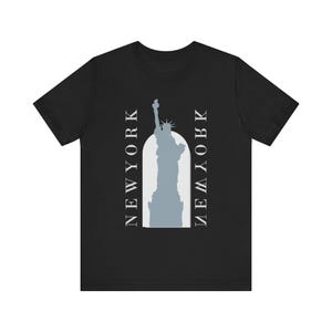 New York Statue of Liberty Unisex Tee, NYC Landmark T-Shirt, USA Travel Shirt, Patriotic Gift, America Shirt