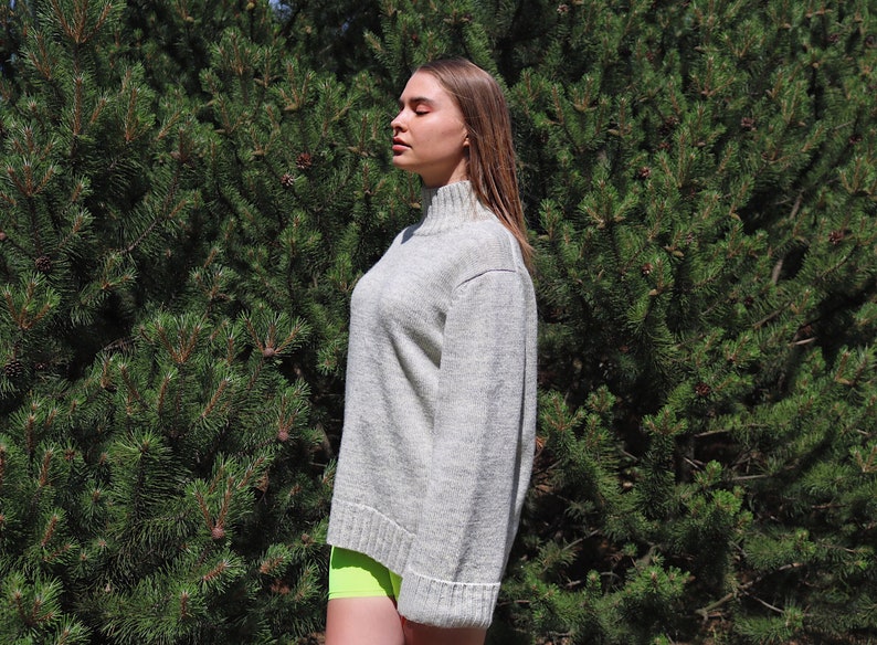 Alpaca wool 100% .handmade women turtleneck , nigh collar jumper, alpaca sweater, women sweater, alpaca sweater oversize,gift for her image 3