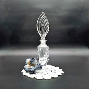 Vintage Art Deco/Victorian Glass Perfume Bottle with Stopper, Hand Holding a Perfume Bottle, Perfume Decanter, Vanity Bottle