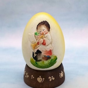 Vintage Ferrandiz by Anri Schmid 1979 Annual Easter Egg Figurine