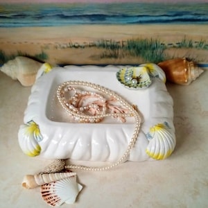 Vintage Italian Seashell Soap Dish or Trinket Dish Beach House Decor,