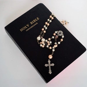 Vintage Holy Bible Concordance Revised Standard Version Augsburg