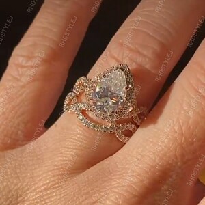 Art Deco Pear Shaped Halo Engagement Ring Set, Moissanite Rose Gold Twisted Bridal Wedding Ring Sets, Crossover twist Two Piece Ring Sets