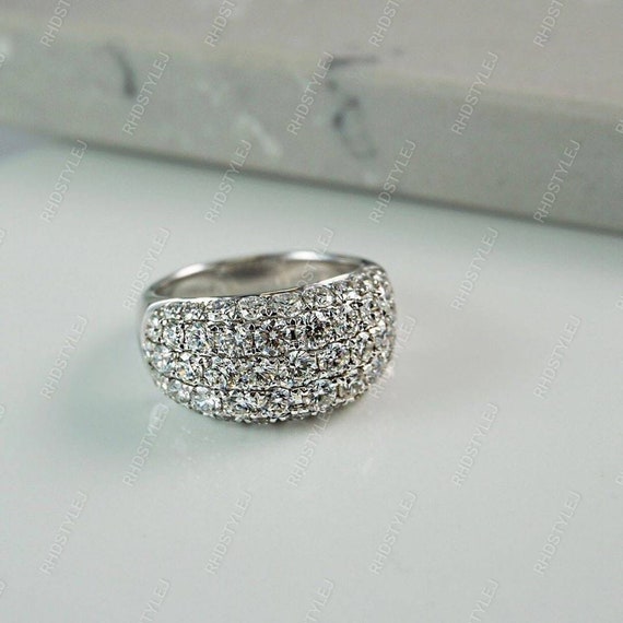 Statement anniversary rings deals