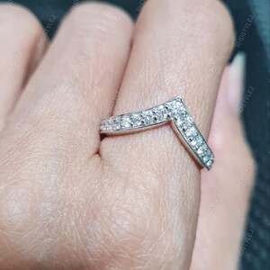 Chevron Wedding Bands Women, Moissanite V Shaped Stackable Rings, V Shape Stacking Band, Nesting Anniversary Band, Enhancer Ring Guard