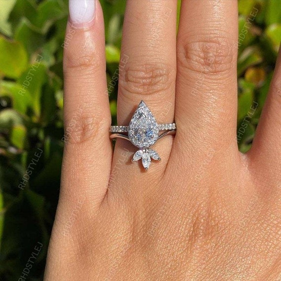 Shop Unique Engagement Rings, Diamonds & Fine Jewelry | Ritani