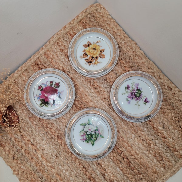 Set of 4 Vintage Floral Porcelain Coasters, MCM Coasters Set, Vintage Tableware, Vintage Barware, Vintage Home Décor, Sustainable Décor